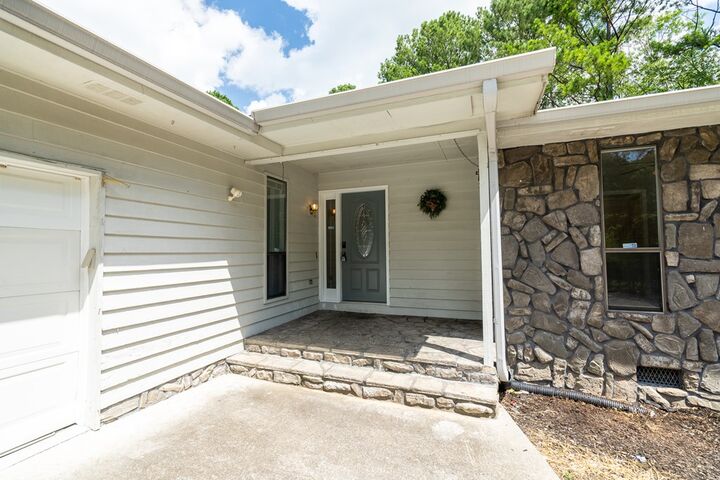 Property Photo: 3032 Brookhaven Circle GA 30720