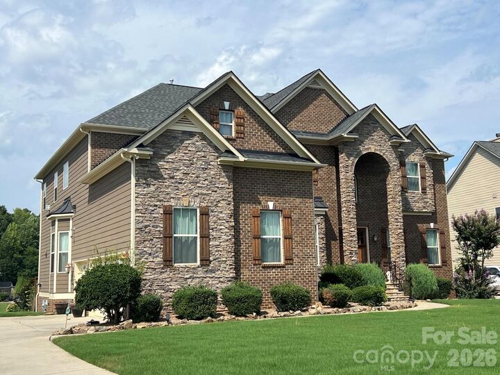 Property Photo:  5104 Brynmar Drive  NC 28173 