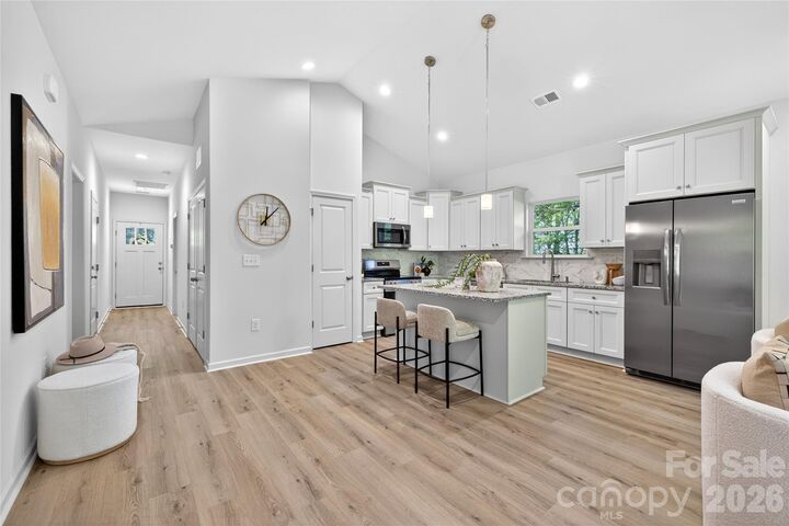 Property Photo: 711 East Drive NC 28021