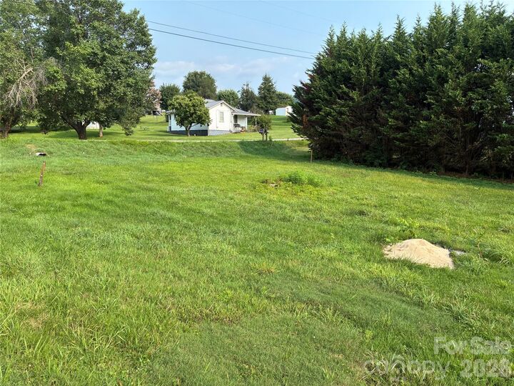 Property Photo:  145 Morgan Street 4  NC 28716 