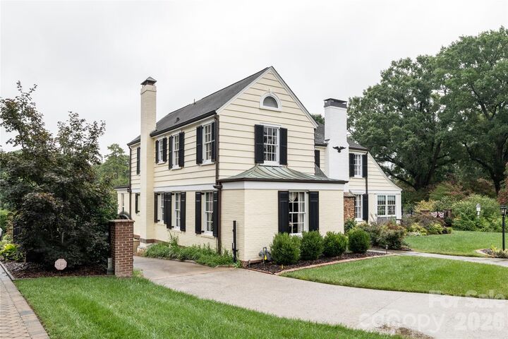 Property Photo:  236 Confederate Avenue  NC 28144 