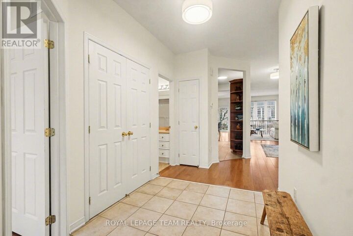 Property Photo: 25 Sawchuk Terrace ON K2K 3H1