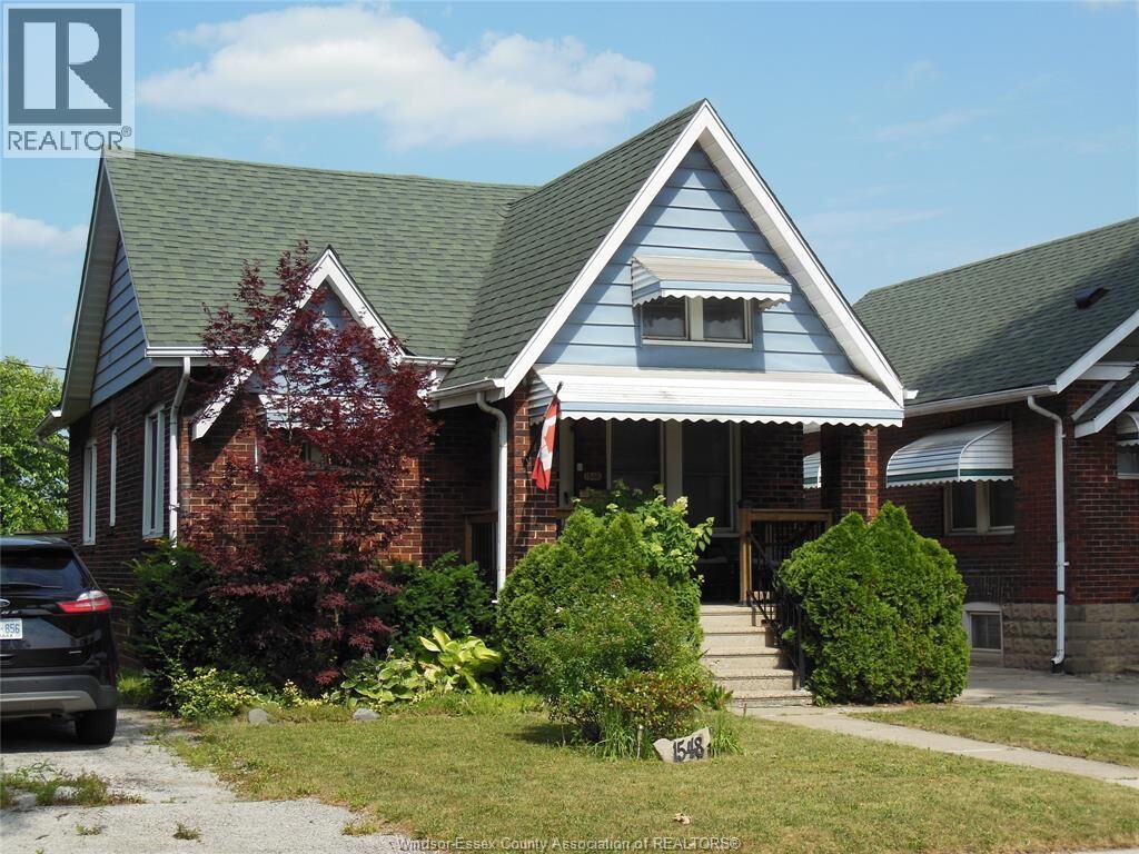 Property Photo:  1548 Windermere  ON N8Y 3G3 