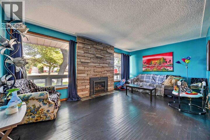 Property Photo:  1091 Indian Road North  ON N7V 4C4 
