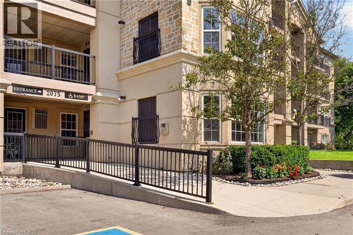 Property Photo:  2075 Appleby Line 410  ON L7L 7H3 