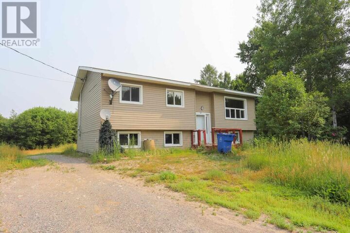 370 Old Highway 17 N — photo 1