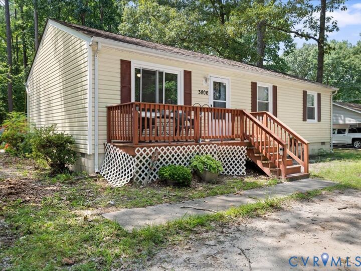 Property Photo:  3806 Lee Boulevard  VA 23803 