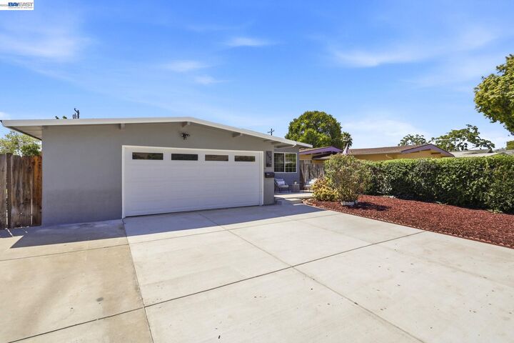 Property Photo:  115 S Gadsden Dr  CA 95035 