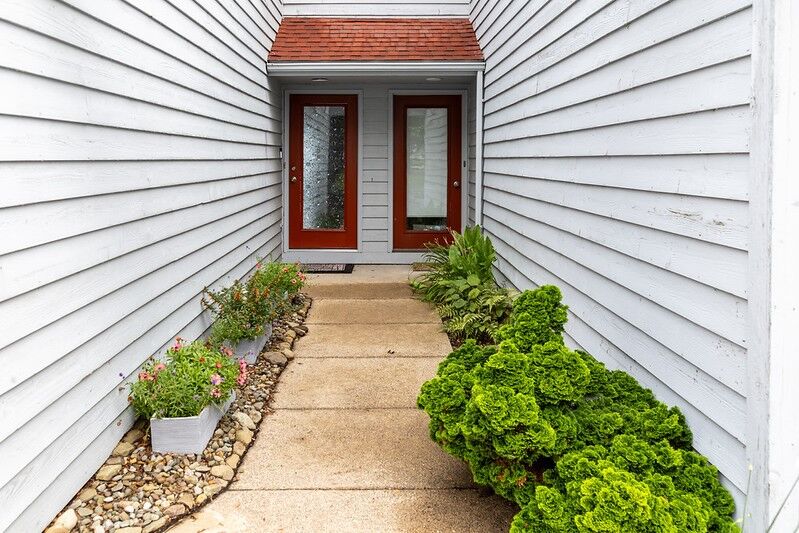 Property Photo:  1010 Lookout Drive  PA 16507 