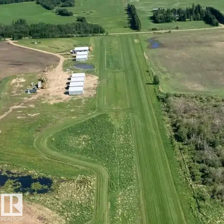 Property Photo:  26453 Twp Rd 481  AB T0B 3M1 