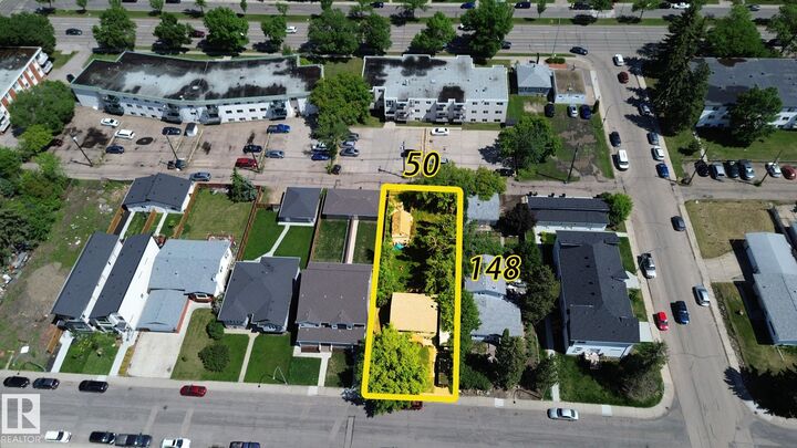 Property Photo:  9209 150 Street NW  AB T5R 1G4 