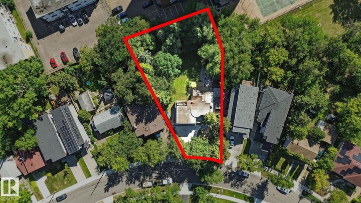 Property Photo:  5406 110 Street NW  AB T6H 3E1 