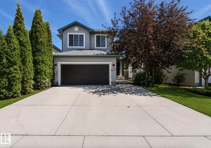 1007 Macewan Close SW — photo 1