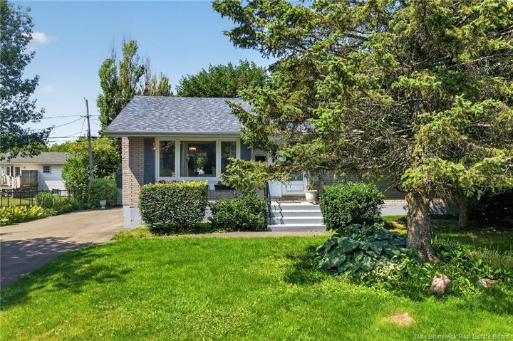 Property Photo:  104 Cherrylawn Drive  NB E1G 2L4 
