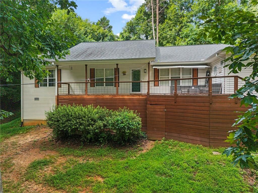 Property Photo:  6204 Cherrywood Trail  GA 30506 
