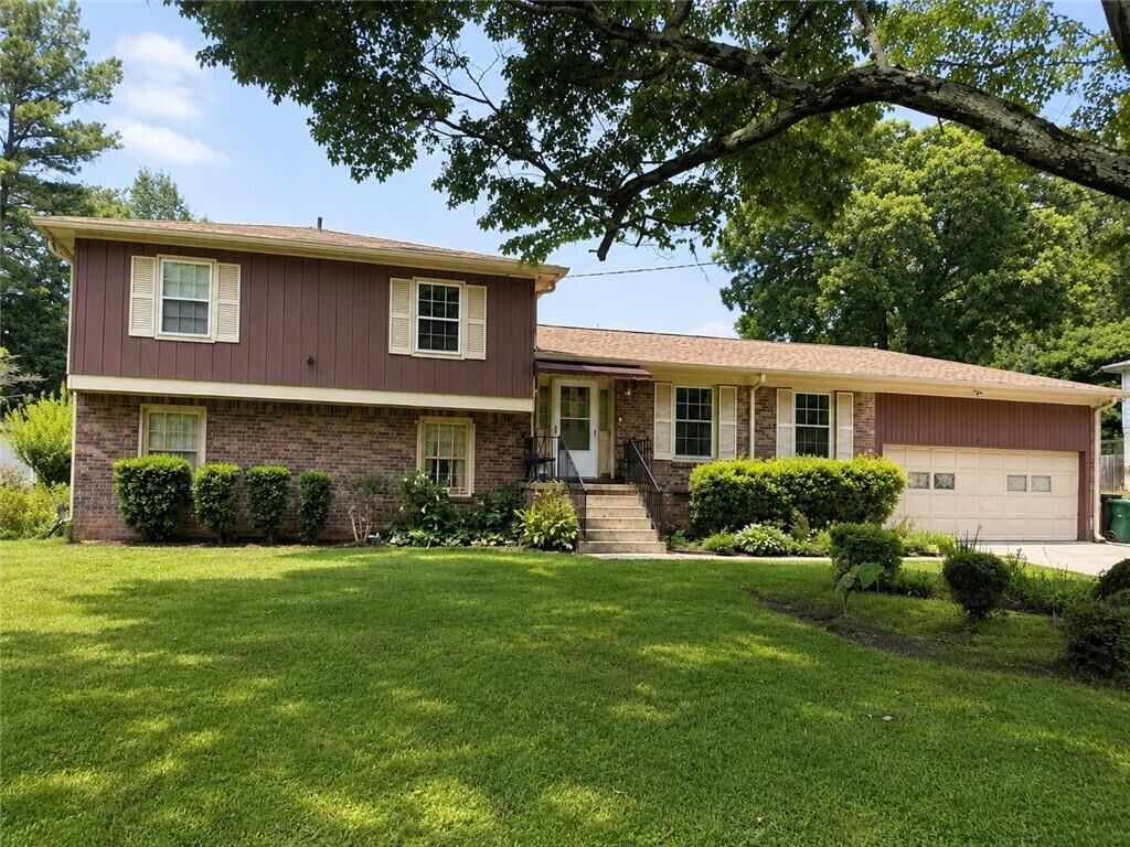 Property Photo: 741 Corundum Court GA 30083