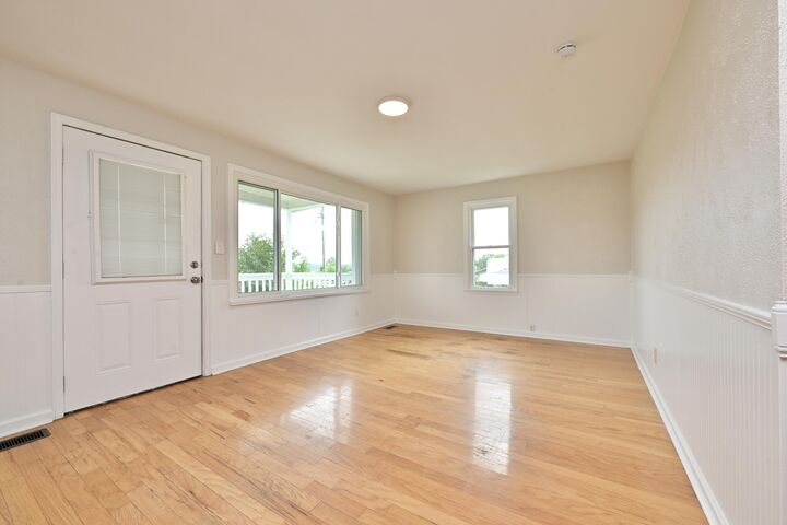 Property Photo:  1025 Hawk Street NE  TN 37311 