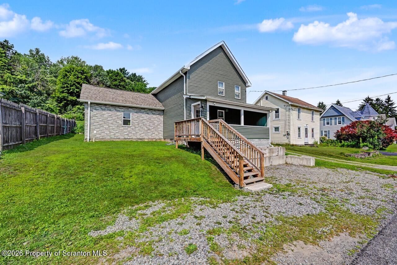 Property Photo:  4075 Old Route 11  PA 18822 