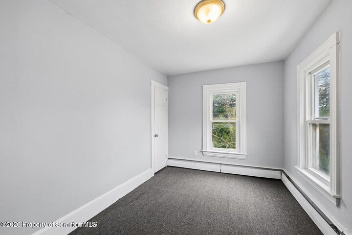 Property Photo:  146 Jefferson Street  PA 18407 
