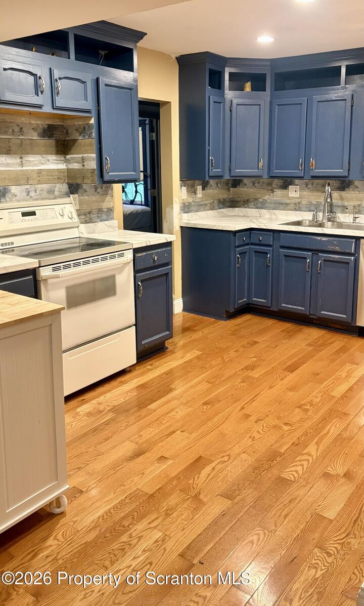 Property Photo:  82 Deer Laurel Ests Road  PA 18436 