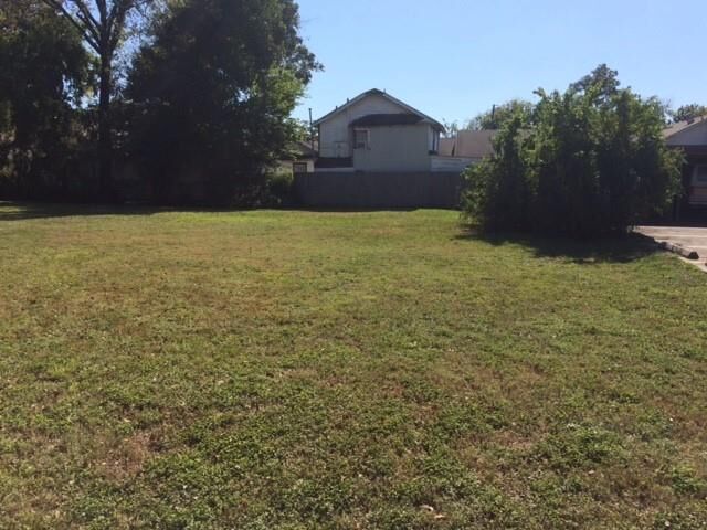 Property Photo:  3334 Simmons Street  TX 77004 