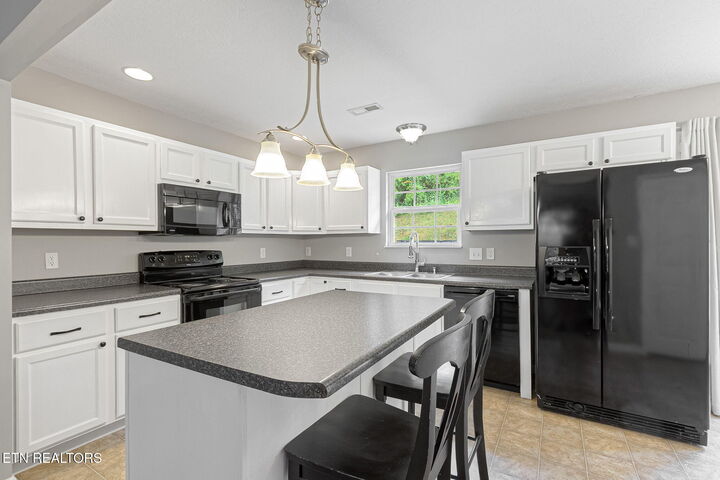 Property Photo: 8025 Cold Stream Lane TN 37920