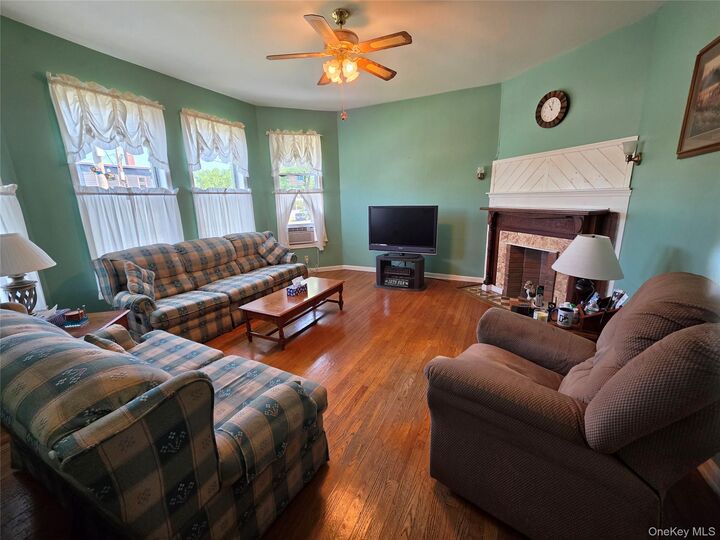 Property Photo: 83 Green Street NY 12534