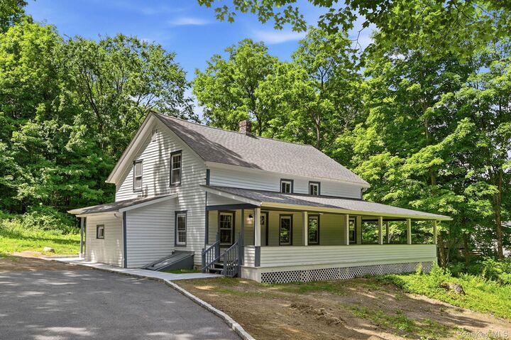 Property Photo:  472 Bullet Hole Road  NY 10541 