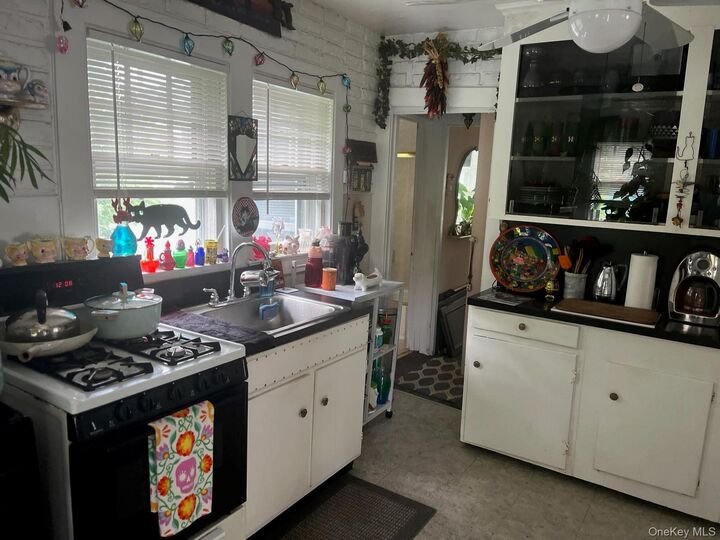 Property Photo: 2133 Marion Place NY 11510