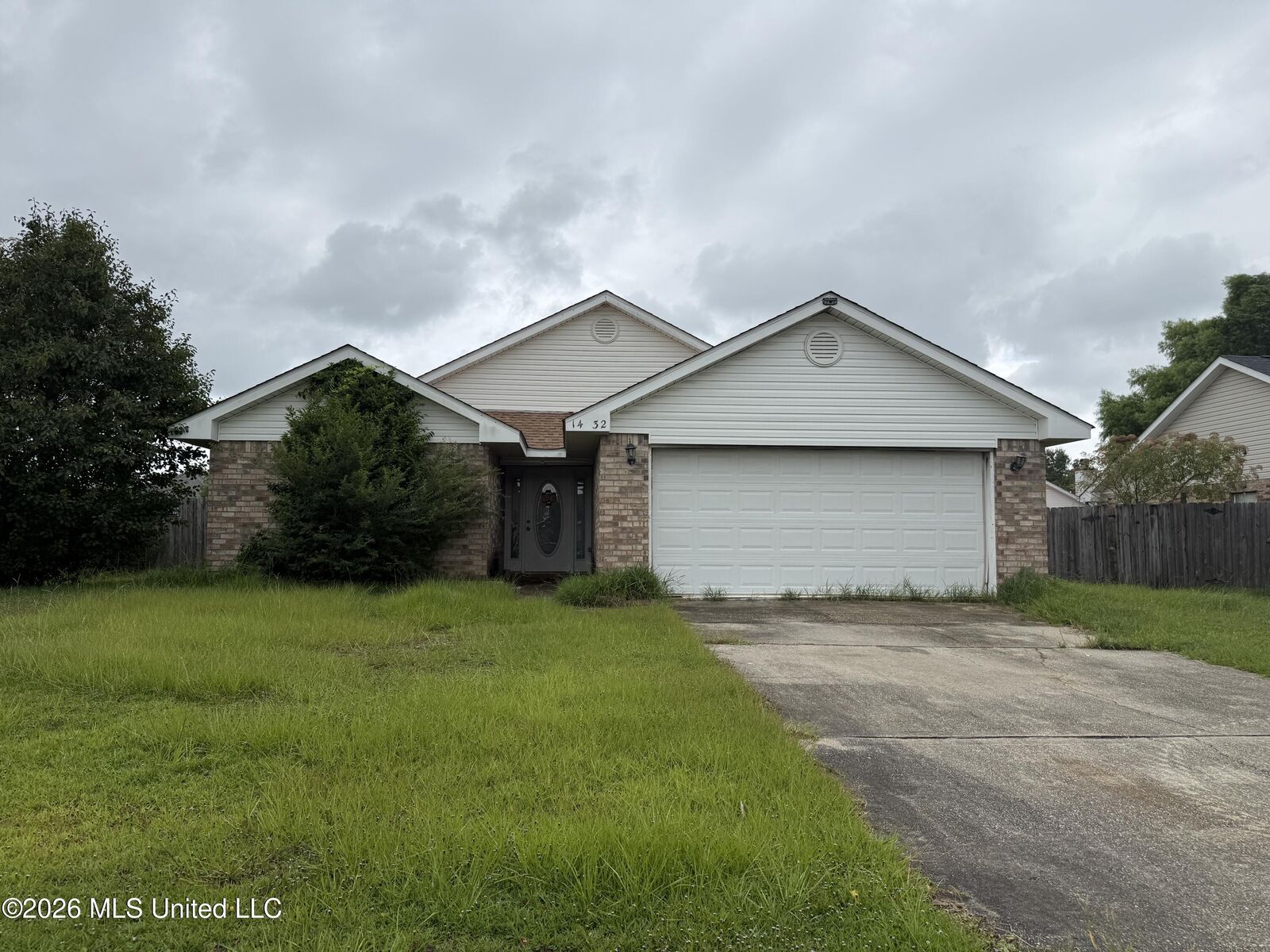 Property Photo:  14232 S Country Hills  MS 39503 