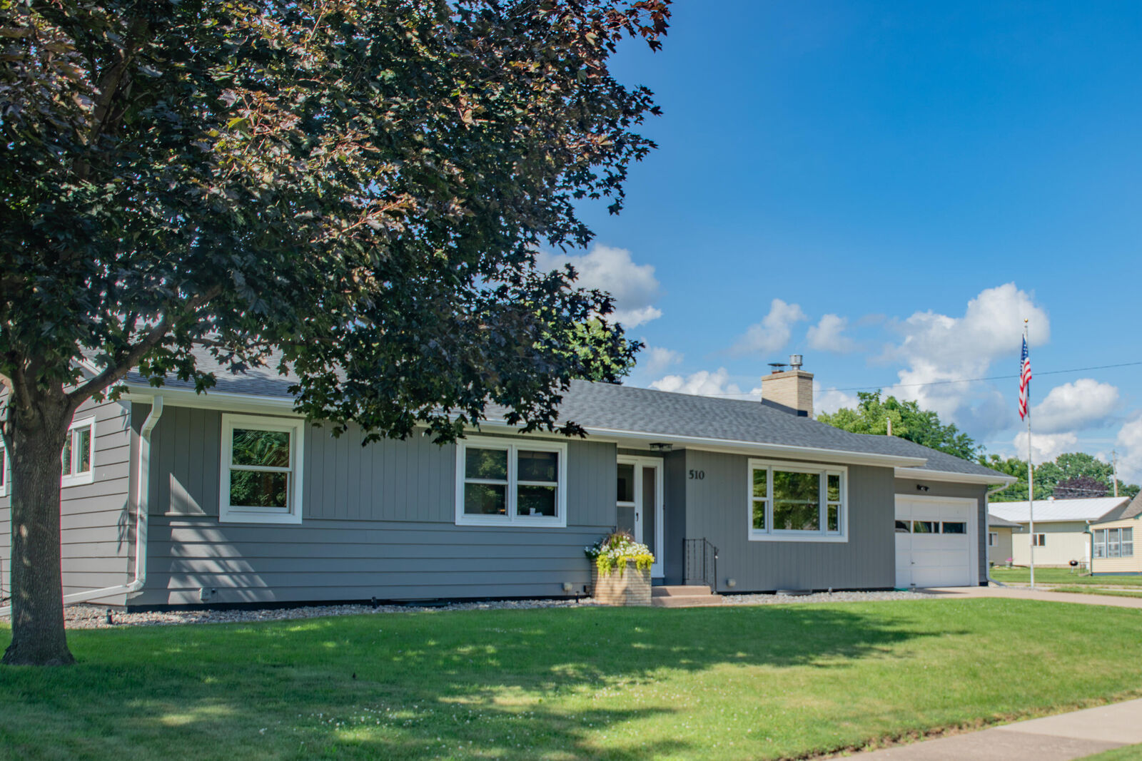 Property Photo: 510 Franklin St W - WI 54669