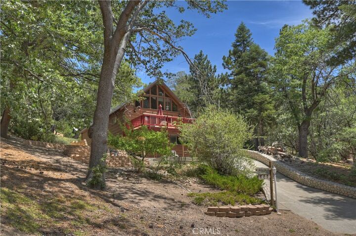 Property Photo:  707 Briar Lane  CA 92341 