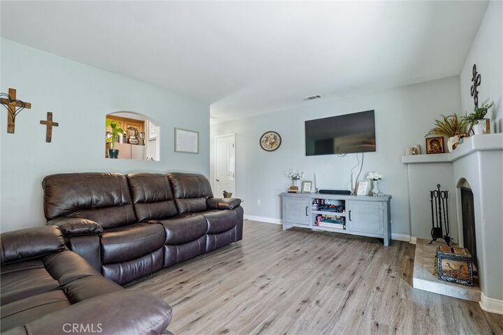 Property Photo:  1214 Bauer  CA 93455 