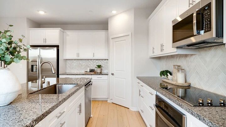 Property Photo:  3256 Floral Paseo  CA 91761 