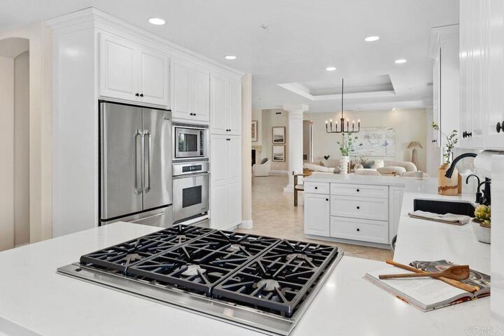 Property Photo:  602 Hymettus Avenue  CA 92024 