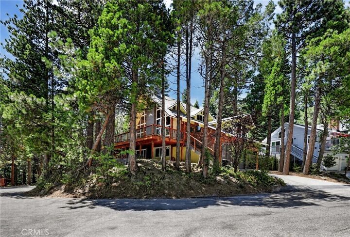Property Photo: 27427 Pinewood CA 92352
