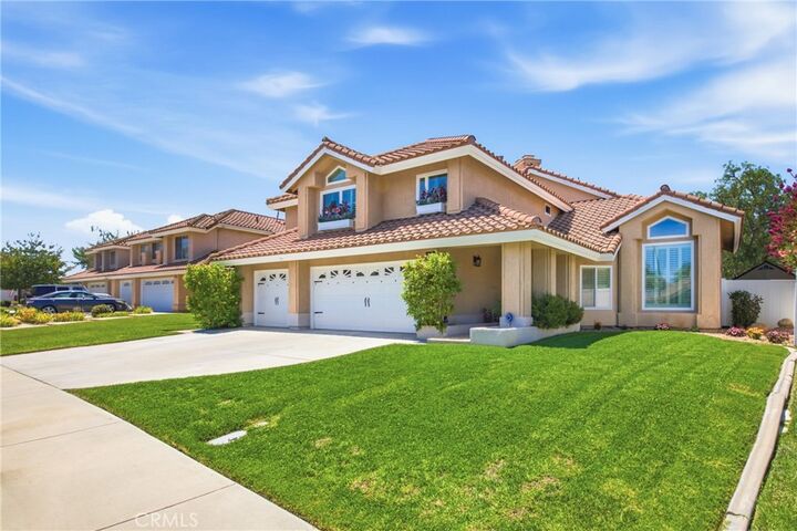 Property Photo:  29830 Corte Granada  CA 92591 