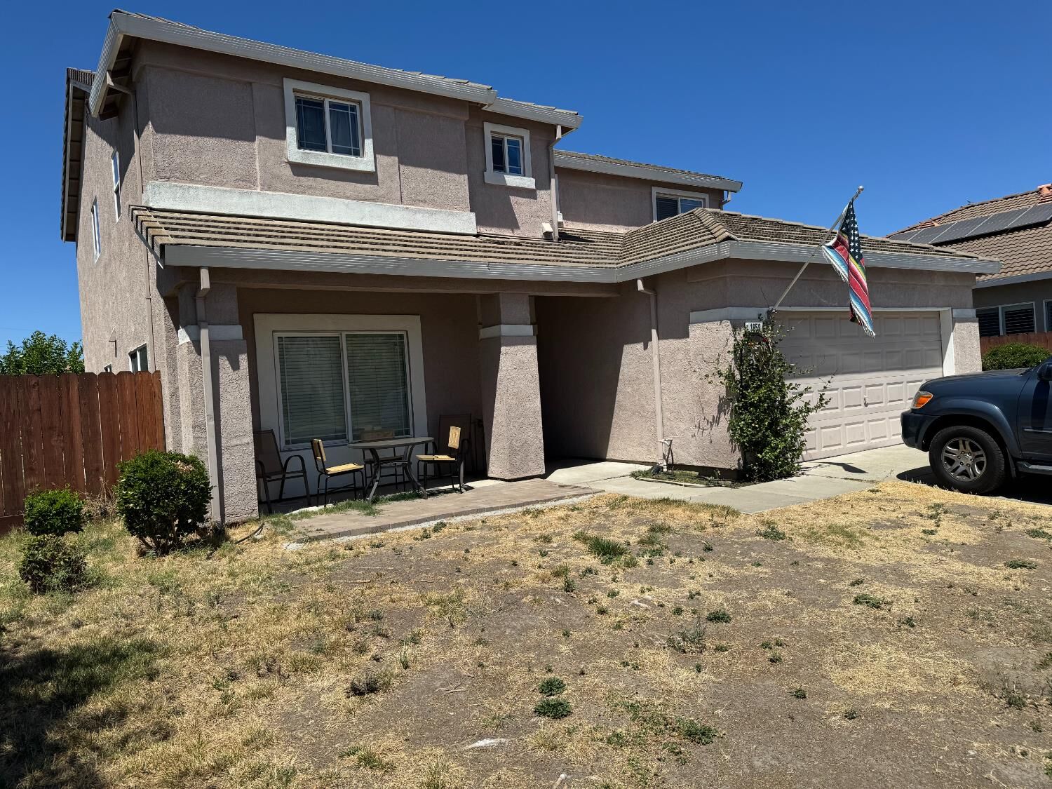 Property Photo:  1859 Oakley Court  CA 95206 