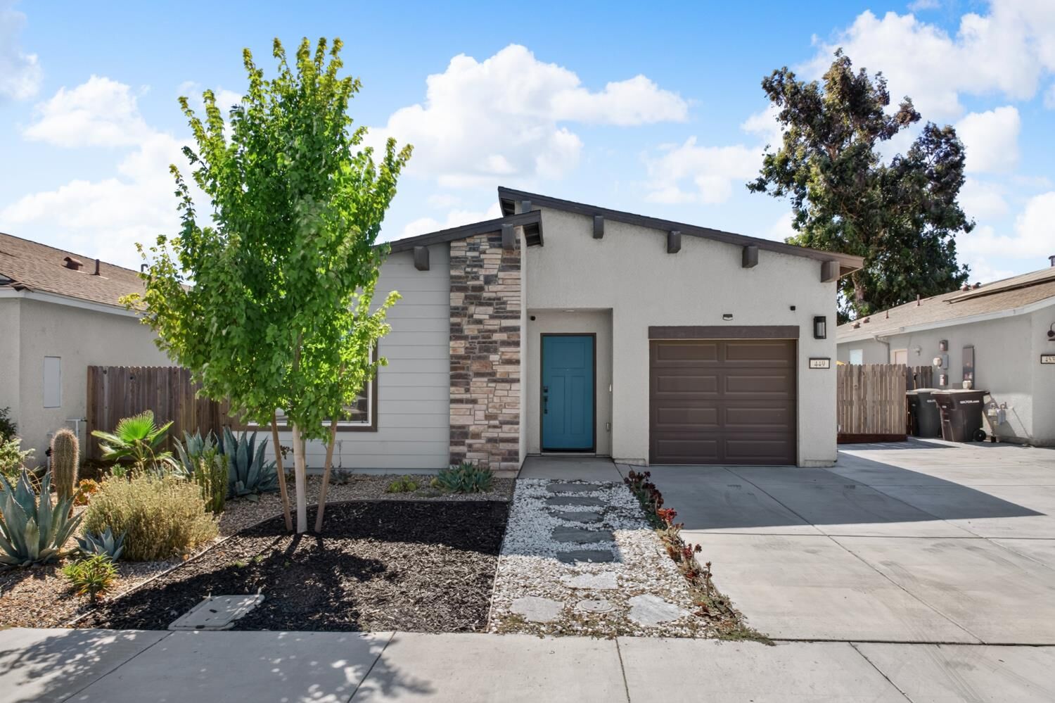 Property Photo:  449 Stein Way  CA 95386 