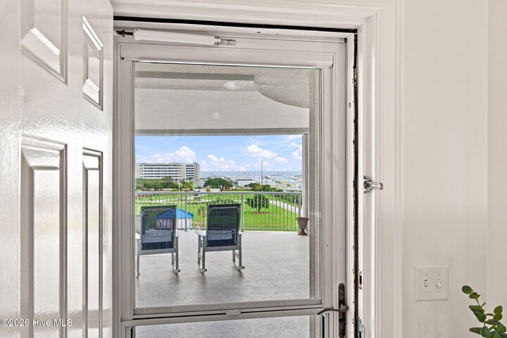 Property Photo: 1550 Salter Path Road 405 NC 28512