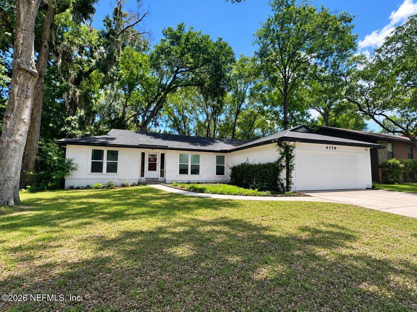 Property Photo:  4179 Dawnridge Road E  FL 32277 