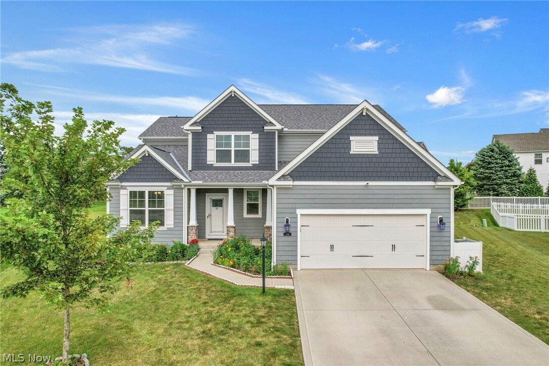Property Photo:  106 Cedarhurst Court  OH 43147 