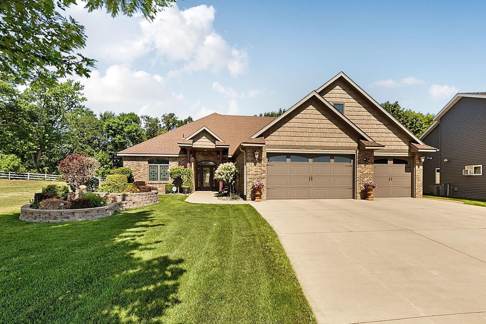 Property Photo: 639 18th Street NW MN 56379