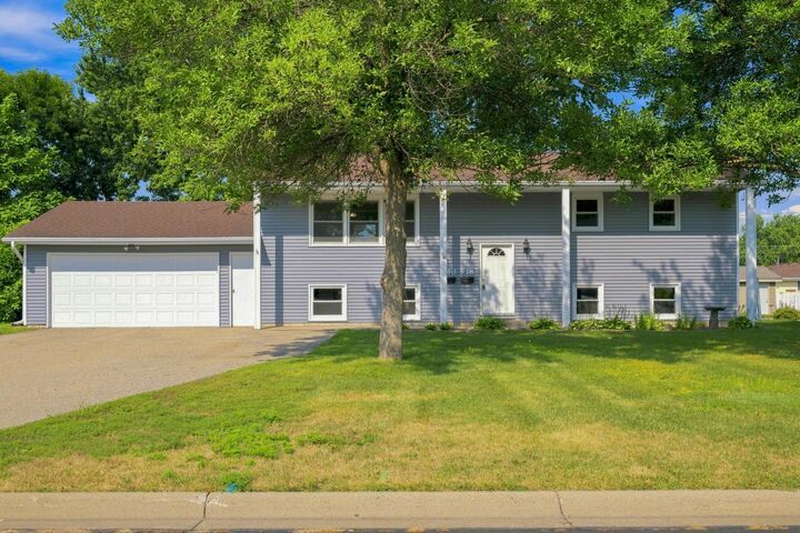 Property Photo: 938 Pierce Street S MN 55379