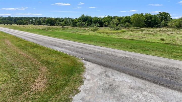 Property Photo: 1735 White Bluff Drive TX 76692
