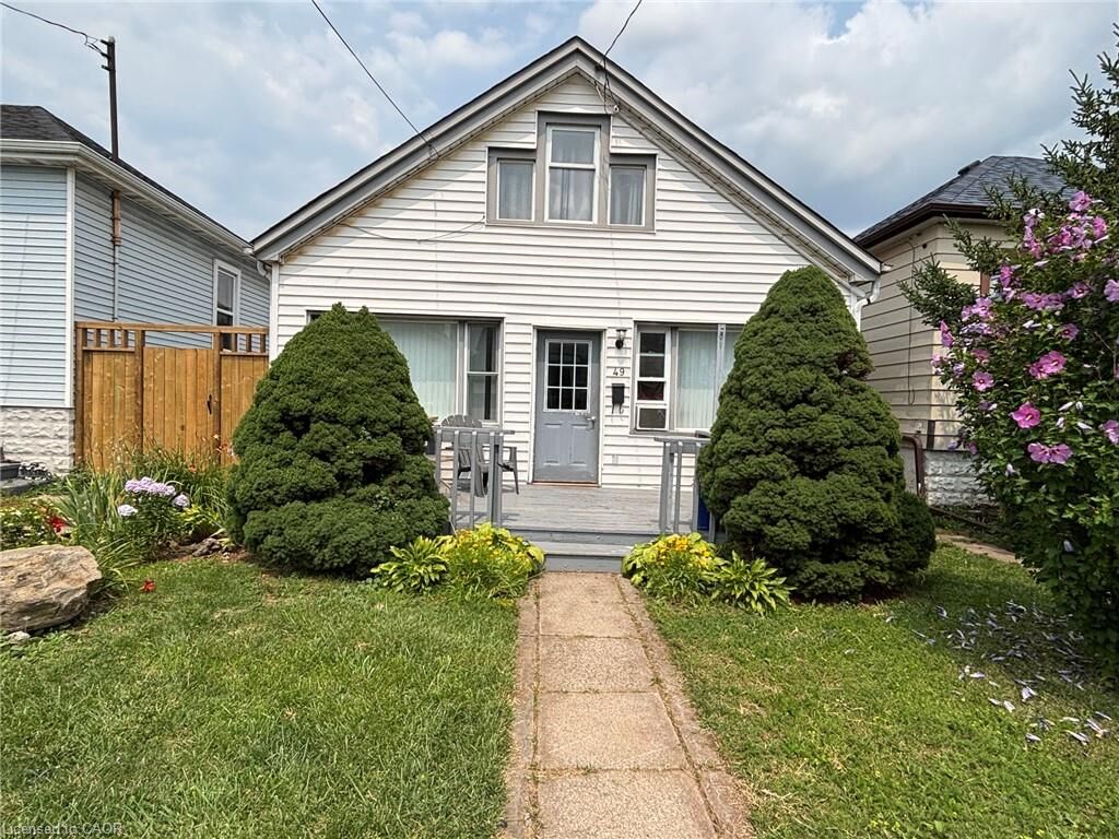 Property Photo: 49 Highland Avenue ON L8L 1Z2