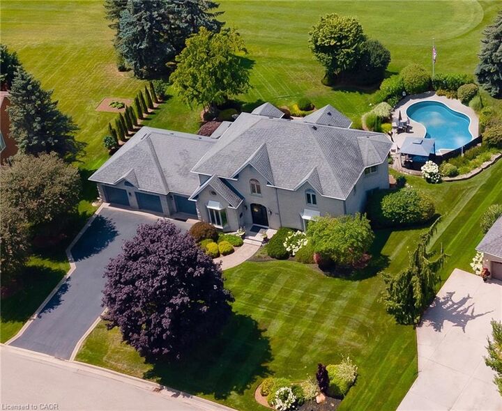 Property Photo:  328 Golf Course Road  ON N0B 1N0 