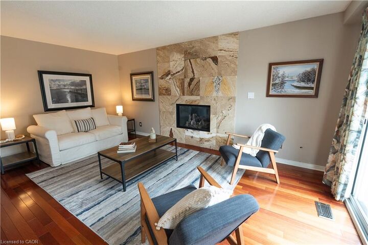 Property Photo: 9 Havenwood Court ON N2N 2K5