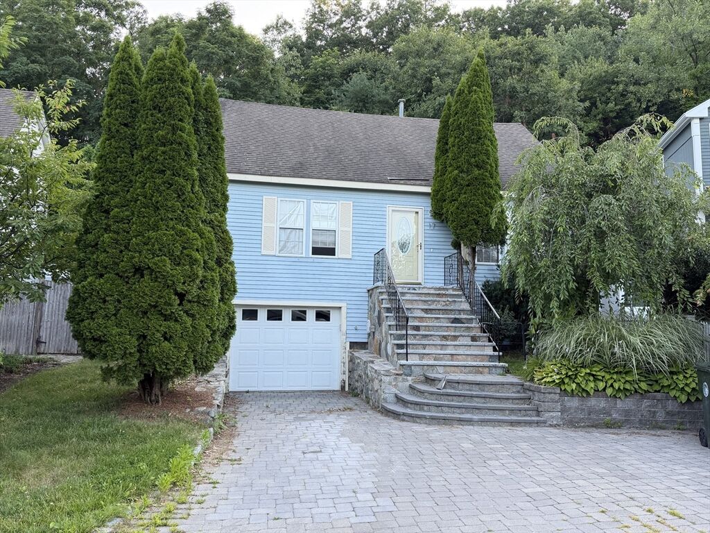 Property Photo:  17 Azalea Ln 17  MA 01752 
