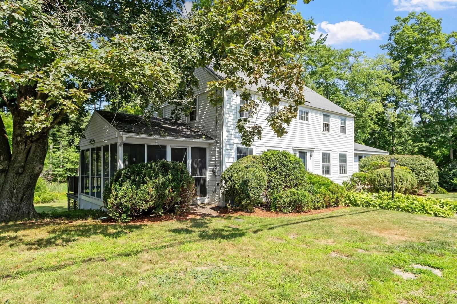 Property Photo: 185 Main St MA 01863